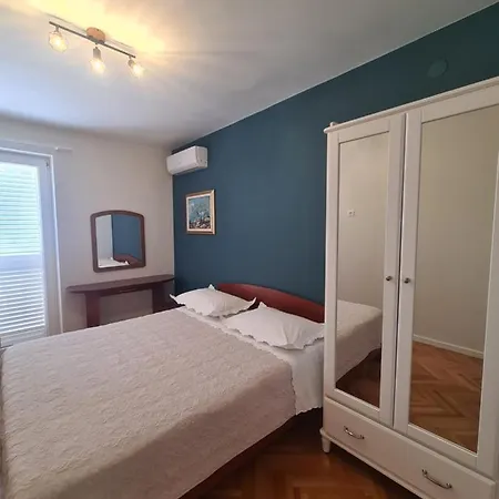 Nena & Petar Apartament Makarska