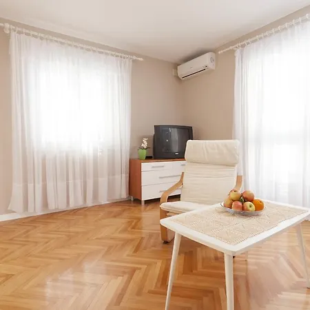 Nena & Petar Apartament *